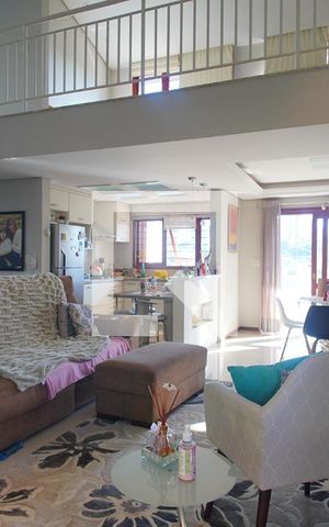 Casa à venda com 360m², 3 quartos e 3 vagasSala