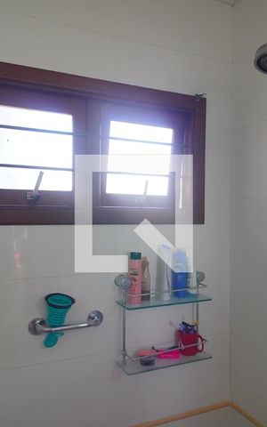 Casa à venda com 360m², 3 quartos e 3 vagasBanheiro da Suíte