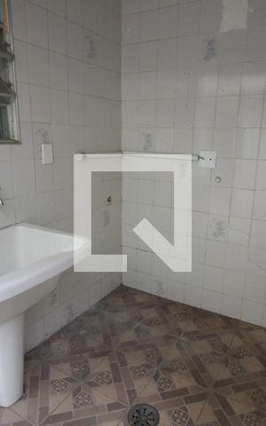 Casa à venda com 200m², 3 quartos e 2 vagasÁrea de Serviço