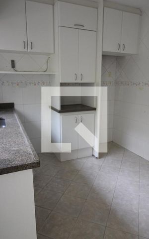 Casa à venda com 200m², 3 quartos e 2 vagasCozinha