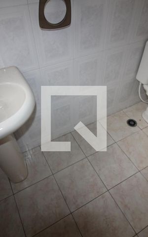 Casa à venda com 200m², 3 quartos e 2 vagasBanheiro da área gourmet