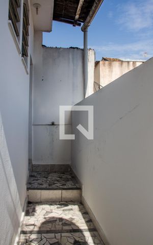 Casa para alugar com 70m², 1 quarto e sem vagaÁrea de Serviço