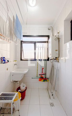 Apartamento para alugar com 71m², 3 quartos e 2 vagasÁrea de Serviço