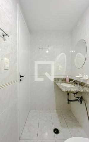 Apartamento para alugar com 71m², 3 quartos e 2 vagasBanheiro da Suíte