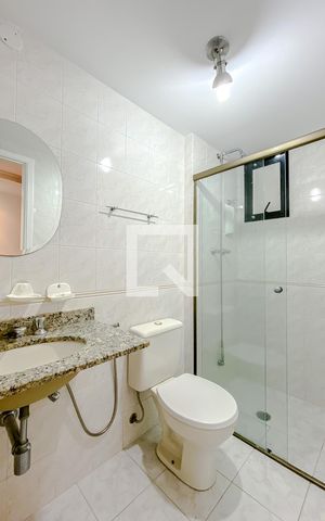 Apartamento para alugar com 71m², 3 quartos e 2 vagasBanheiro da Suíte