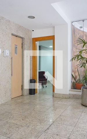 Apartamento para alugar com 83m², 2 quartos e sem vagaÁrea comum