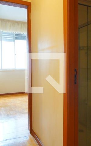 Apartamento para alugar com 83m², 2 quartos e sem vagaCorredor 