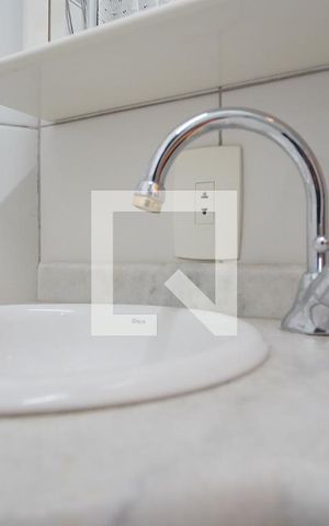 Apartamento para alugar com 83m², 2 quartos e sem vagaBanheiro 