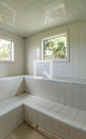 Casa à venda com 277m², 4 quartos e 2 vagas Casa à venda com 277m², 4 quartos e 2 vagasSaúna