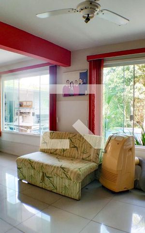 Casa à venda com 277m², 4 quartos e 2 vagas Casa à venda com 277m², 4 quartos e 2 vagasQuarto 2