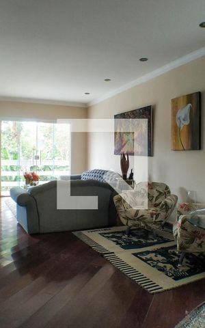 Casa à venda com 277m², 4 quartos e 2 vagas Casa à venda com 277m², 4 quartos e 2 vagasSala 2