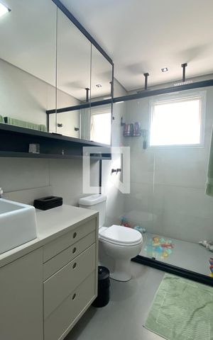 Apartamento à venda com 139m², 3 quartos e 2 vagasBanheiro da Suíte 1