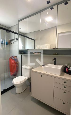 Apartamento à venda com 139m², 3 quartos e 2 vagasBanheiro da Suíte 2