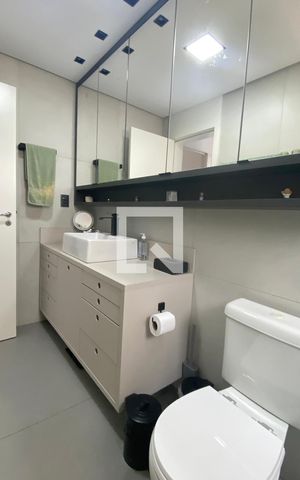 Apartamento à venda com 139m², 3 quartos e 2 vagasBanheiro da Suíte 1