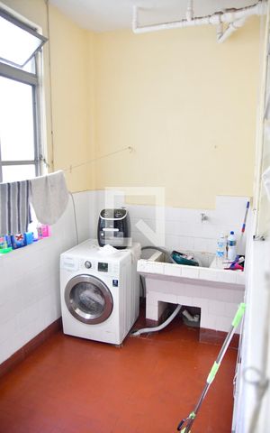Apartamento à venda com 145m², 3 quartos e 1 vagaÁrea de Serviço