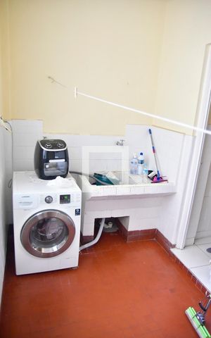 Apartamento à venda com 145m², 3 quartos e 1 vagaÁrea de Serviço
