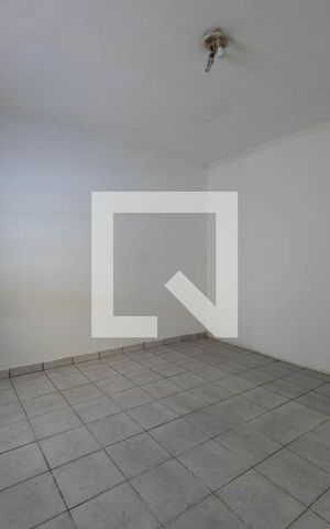 Casa à venda com 60m², 2 quartos e sem vaga Casa à venda com 60m², 2 quartos e sem vagaQuarto 1