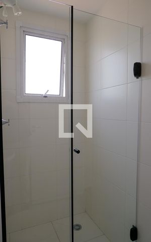 Studio para alugar com 29m², 1 quarto e sem vaga Studio para alugar com 29m², 1 quarto e sem vagaBanheiro