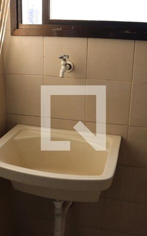 Apartamento à venda com 150m², 3 quartos e 2 vagas Apartamento à venda com 150m², 3 quartos e 2 vagasÁrea de Serviço