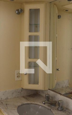 Apartamento à venda com 150m², 3 quartos e 2 vagas Apartamento à venda com 150m², 3 quartos e 2 vagasBanheiro do Quarto 3