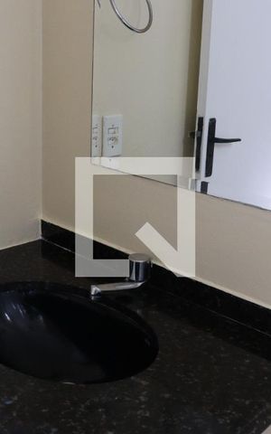 Apartamento à venda com 150m², 3 quartos e 2 vagas Apartamento à venda com 150m², 3 quartos e 2 vagasDetalhe banheiro 1