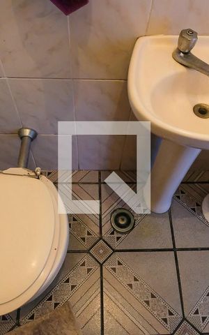 Casa à venda com 350m², 4 quartos e 4 vagasLavabo