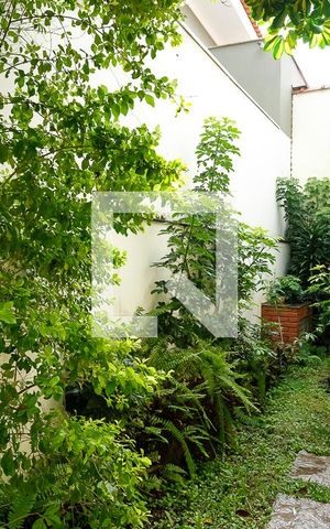 Casa à venda com 350m², 4 quartos e 4 vagasQuintal