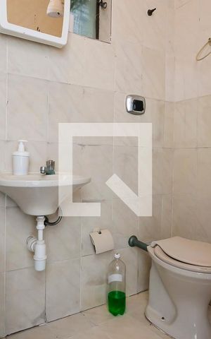 Casa à venda com 350m², 4 quartos e 4 vagasBanheiro Piscina