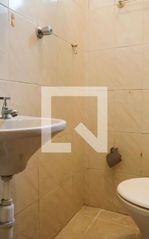 Casa à venda com 350m², 4 quartos e 4 vagasBanheiro/Área de Serviço