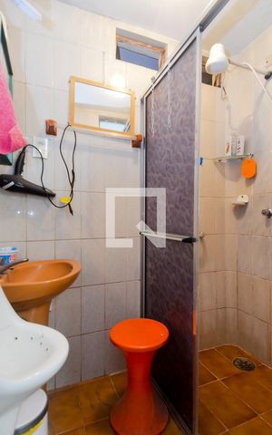 Casa para alugar com 400m², 3 quartos e 2 vagasBanheiro da Garagem
