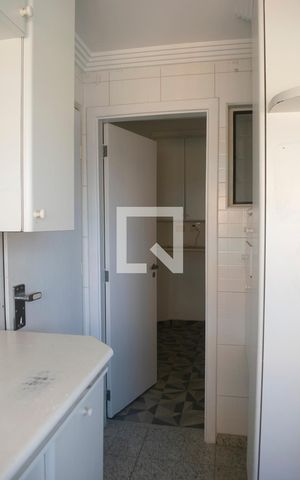 Apartamento para alugar com 410m², 4 quartos e 4 vagas Apartamento para alugar com 410m², 4 quartos e 4 vagasÁrea de Serviço