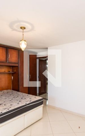 Casa à venda com 200m², 3 quartos e 2 vagas Casa à venda com 200m², 3 quartos e 2 vagasSuíte 1