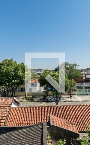 Casa à venda com 200m², 3 quartos e 2 vagas Casa à venda com 200m², 3 quartos e 2 vagasVista da varanda do 2º andar
