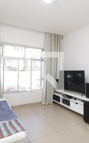 Casa à venda com 160m², 2 quartos e 3 vagasSala