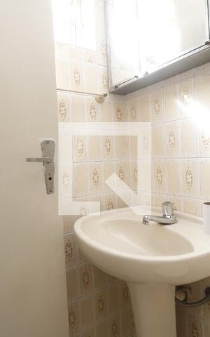 Casa à venda com 160m², 2 quartos e 3 vagasBanheiro de serviço