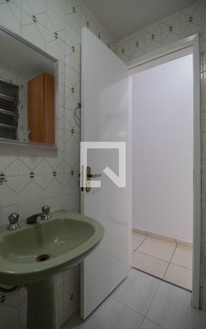 Apartamento para alugar com 52m², 2 quartos e 1 vaga Apartamento para alugar com 52m², 2 quartos e 1 vagaBanheiro