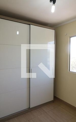 Apartamento para alugar com 47m², 2 quartos e 1 vagaQuarto