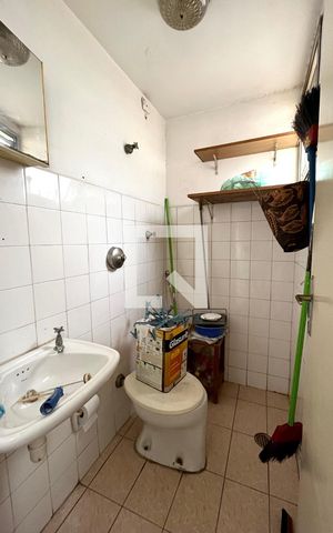 Apartamento à venda com 70m², 2 quartos e 1 vaga Apartamento à venda com 70m², 2 quartos e 1 vagaBanheiro de serviço
