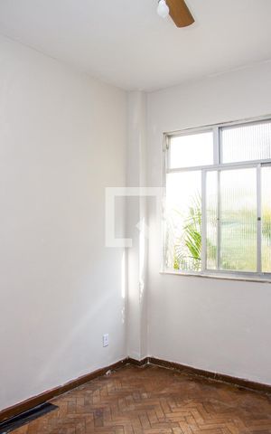 Apartamento para alugar com 74m², 2 quartos e 1 vagaQuarto 01