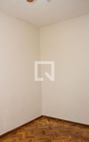 Apartamento para alugar com 74m², 2 quartos e 1 vagaQuarto 01