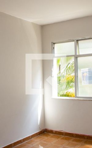 Apartamento para alugar com 74m², 2 quartos e 1 vagaSala