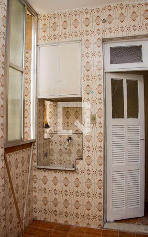 Apartamento para alugar com 74m², 2 quartos e 1 vagaÁrea de Serviço