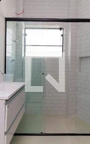 Apartamento para alugar com 69m², 2 quartos e 1 vaga Apartamento para alugar com 69m², 2 quartos e 1 vagaBanheiro
