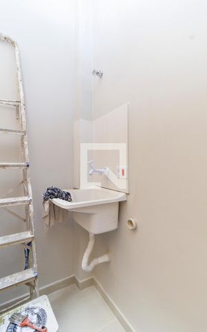Apartamento para alugar com 69m², 2 quartos e 1 vaga Apartamento para alugar com 69m², 2 quartos e 1 vagaÁrea de Serviço