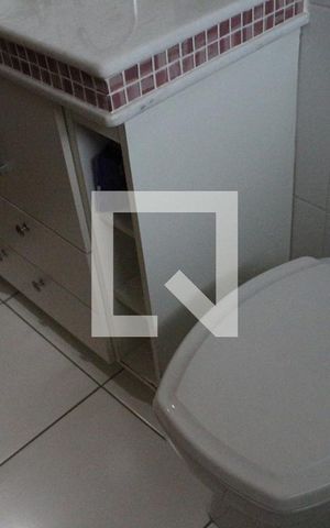 Casa à venda com 240m², 3 quartos e 4 vagasBanheiro da Suíte