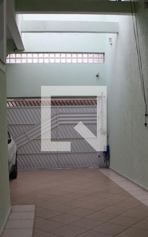 Casa à venda com 240m², 3 quartos e 4 vagasGaragem
