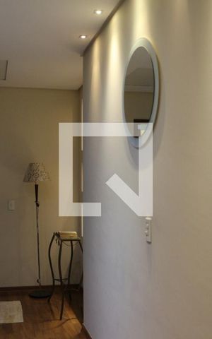 Casa à venda com 240m², 3 quartos e 4 vagasSala/Quarto