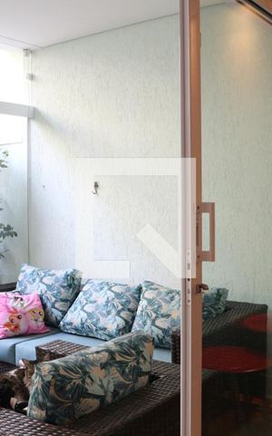 Casa à venda com 240m², 3 quartos e 4 vagasVaranda