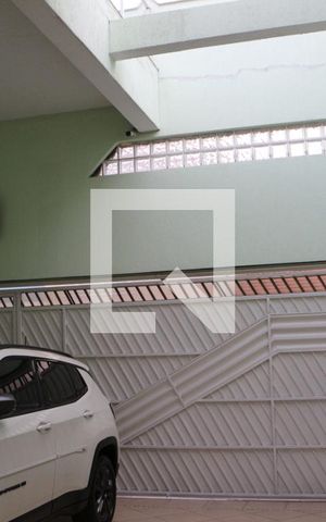 Casa à venda com 240m², 3 quartos e 4 vagasGaragem