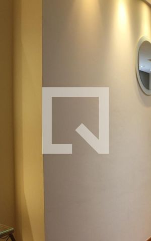 Casa à venda com 240m², 3 quartos e 4 vagasSala/Quarto